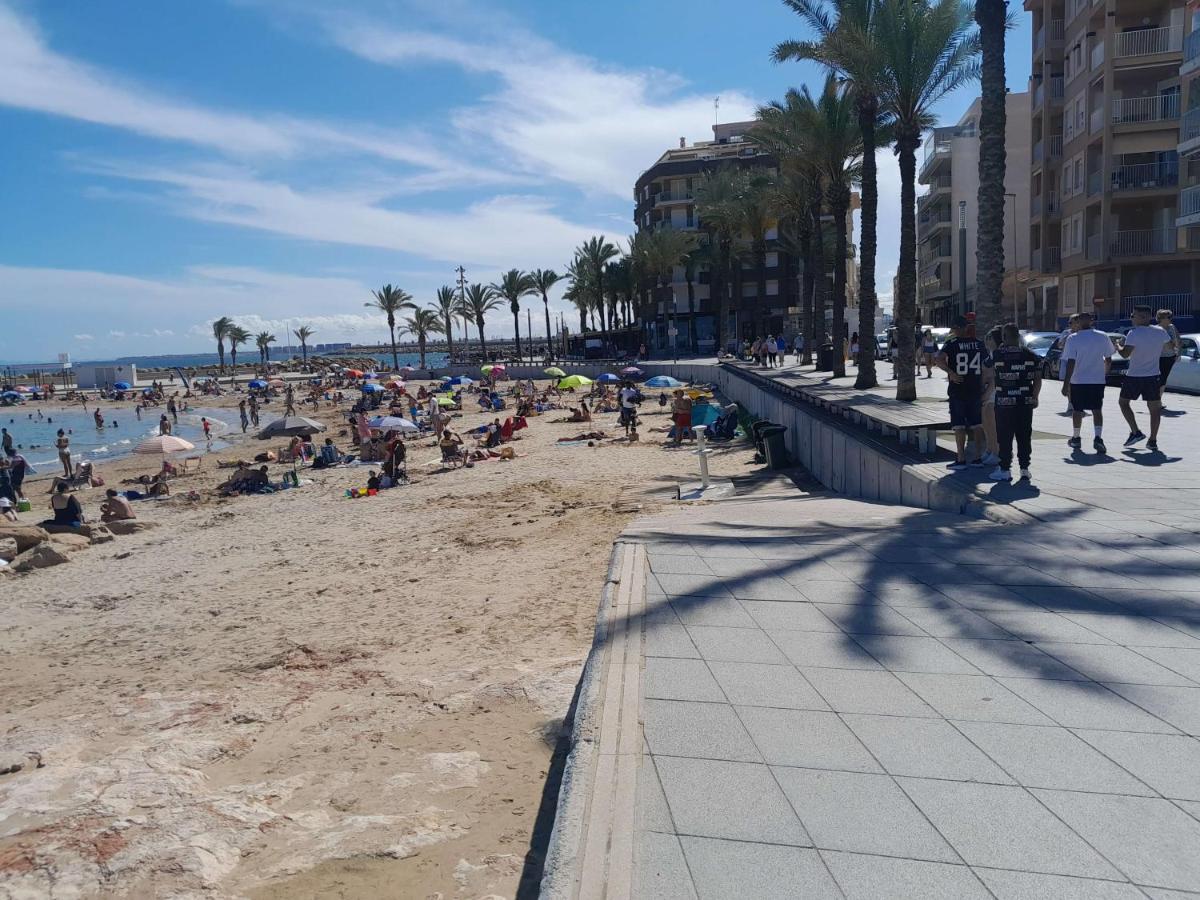 Апартаменти Stylowy Apartament Harmonia Playa Del Cura, Hiszpania Торрев'єха Екстер'єр фото